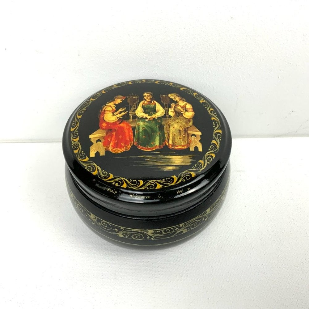 Vintage Russian Hand Painted Lacquer Round Box 3 Sisters Folk Art